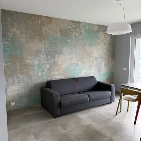 Il Cubo Di Anja Of Amazing View Appartement Pisogne